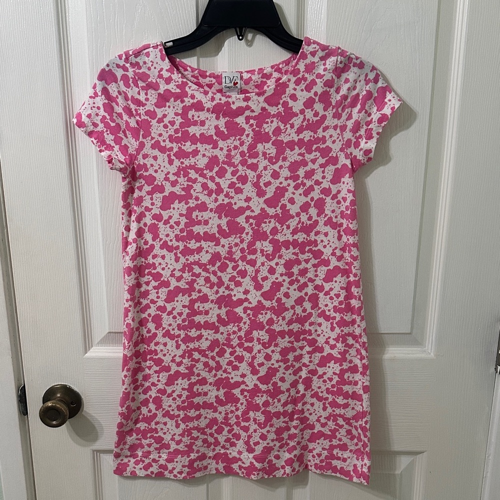 Diane von Furstenberg x GAP Collaboration Pink and White Patterned T-Shirt Dress